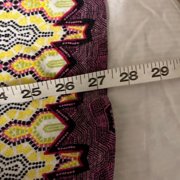 Patrons of Peace White and Green Sleeveless Tank Top - Picture 6 of 7